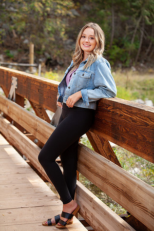 Hailey-2242